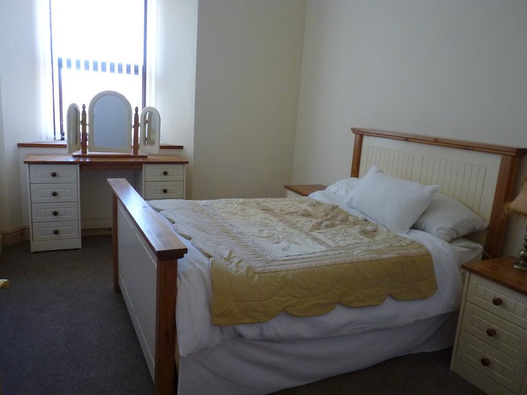 Old Police House Bed & Breakfast Haverfordwest Ruang foto