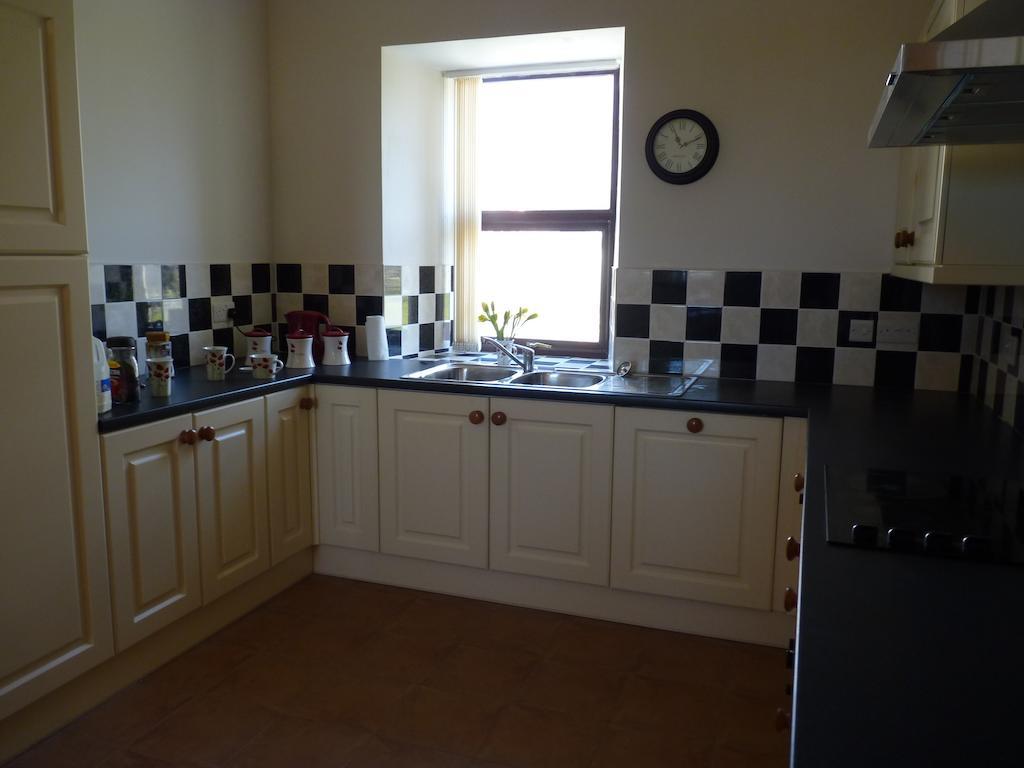 Old Police House Bed & Breakfast Haverfordwest Bagian luar foto