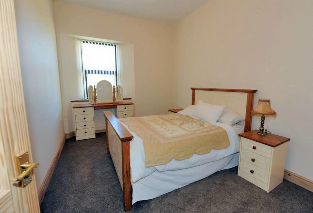 Old Police House Bed & Breakfast Haverfordwest Bagian luar foto